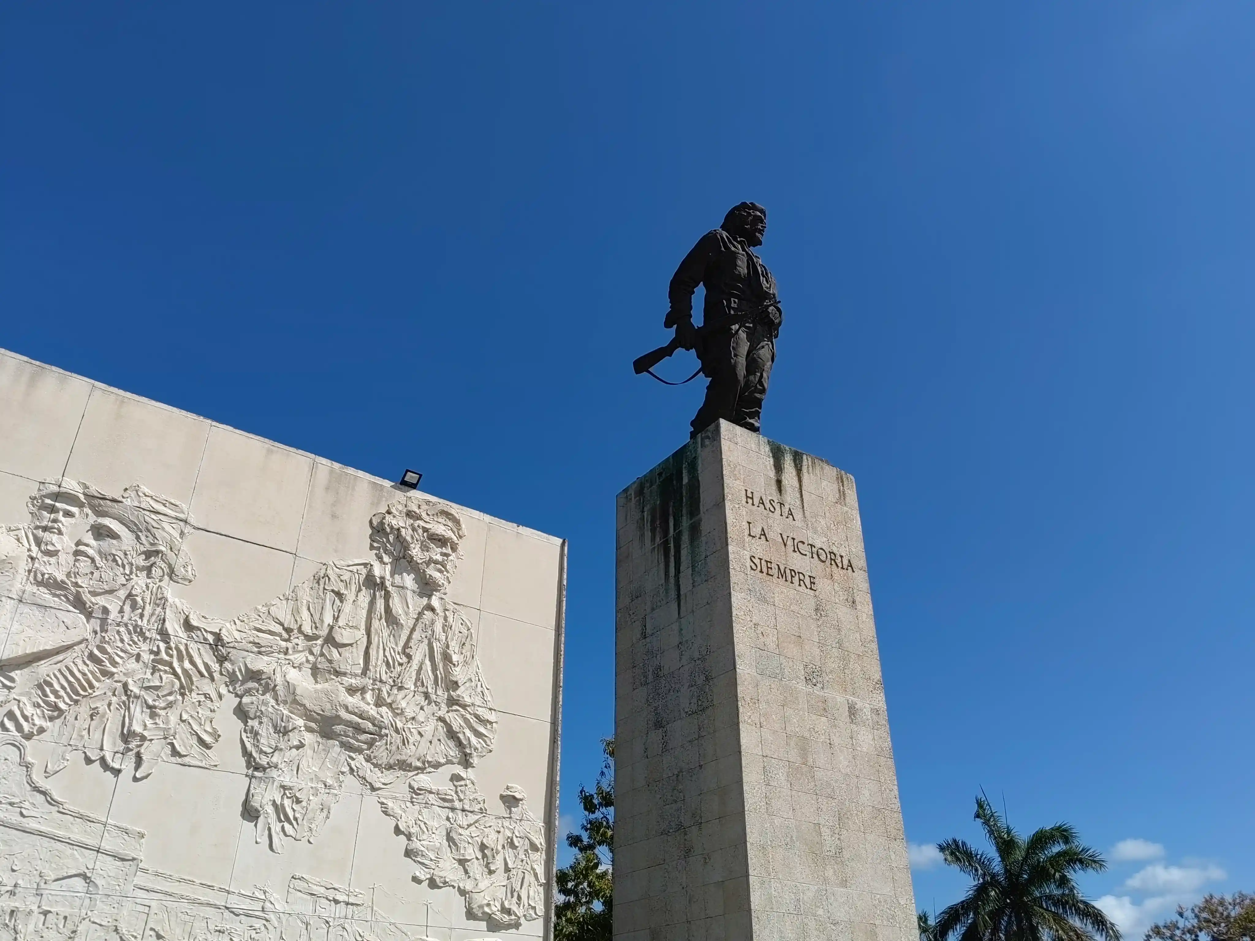 Che Guevara monument