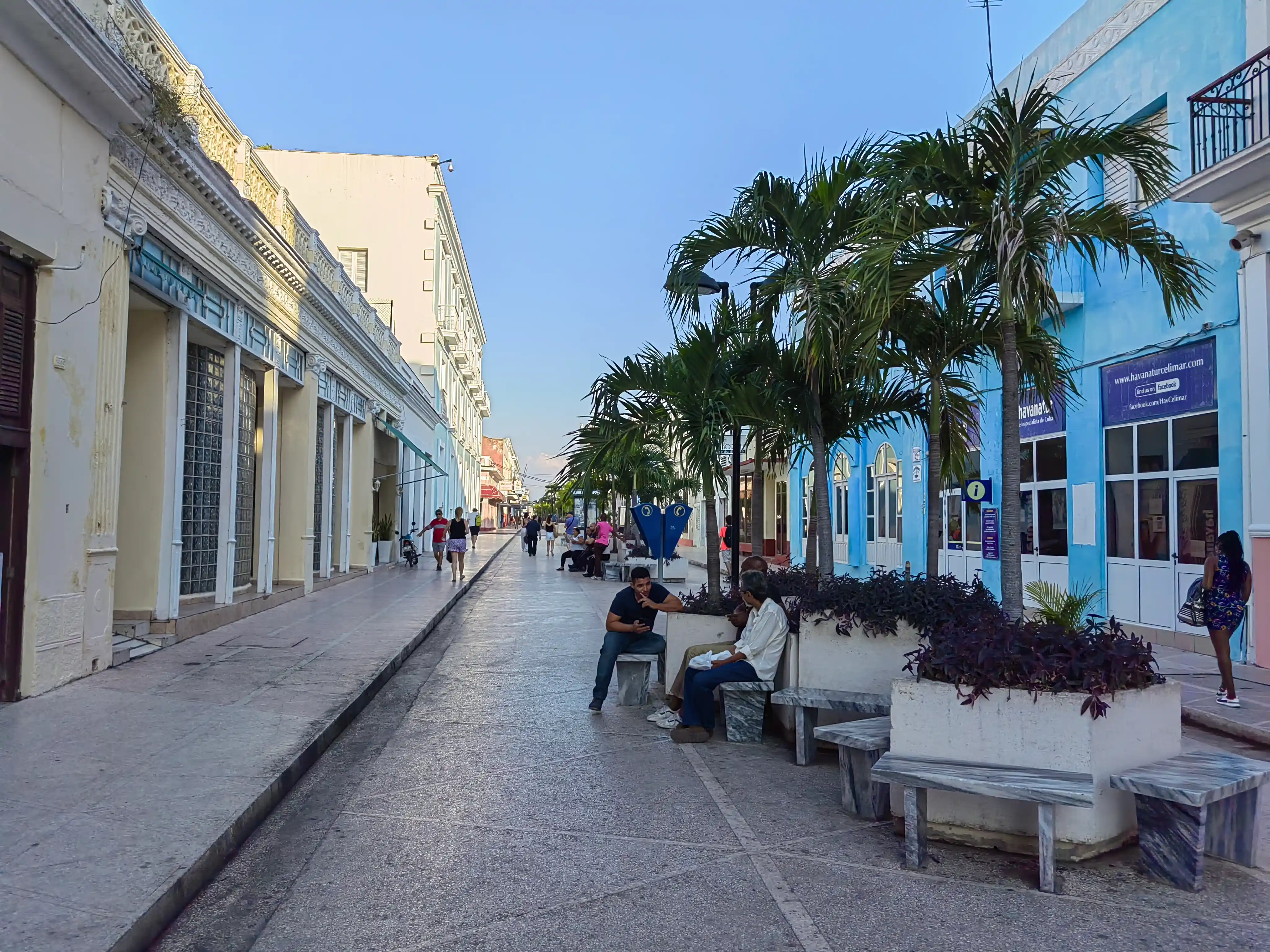 Pedestrian boulevard